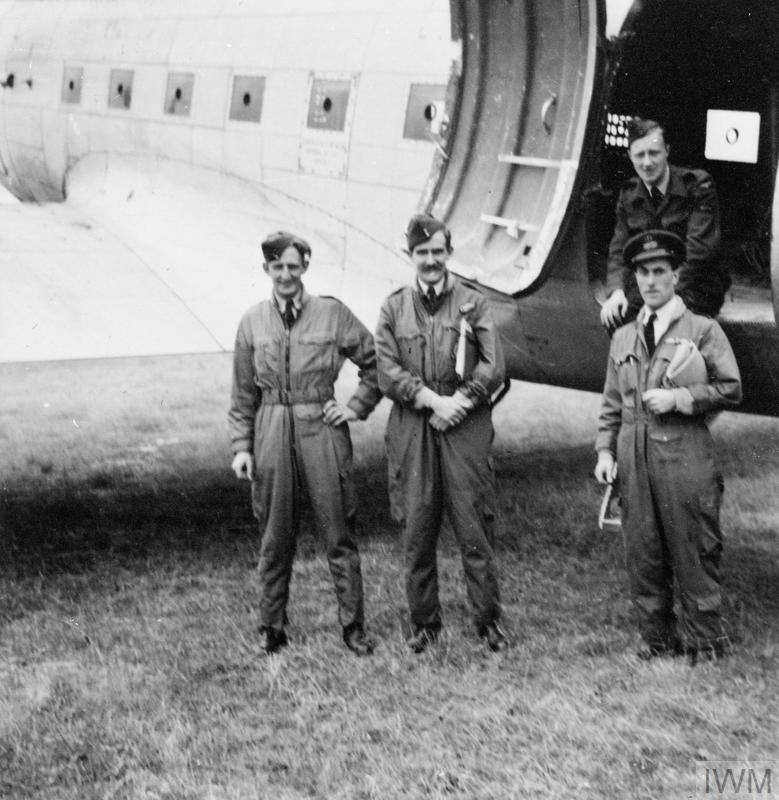 THE BERLIN AIRLIFT 1948 1949 (HU 98408)