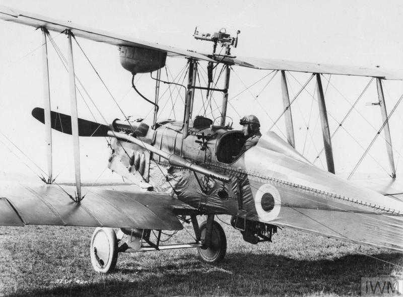 BRITISH AIRCRAFT OF THE FIRST WORLD WAR (Q 68263)