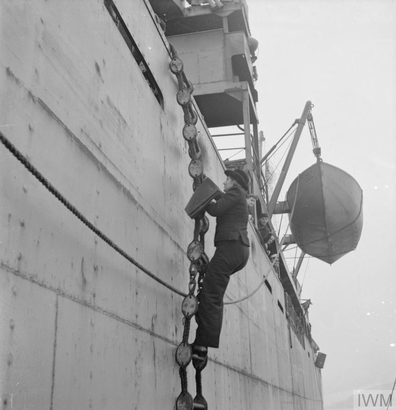 WRNS BOARDING OFFICERS WITH THE NAVAL CONTROL SERVICE THE WORK OF THE