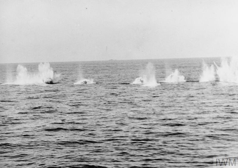 MALTA CONVOY FIGHTS ITS WAY THROUGH WITH LOSSES. 1416 JUNE 1942