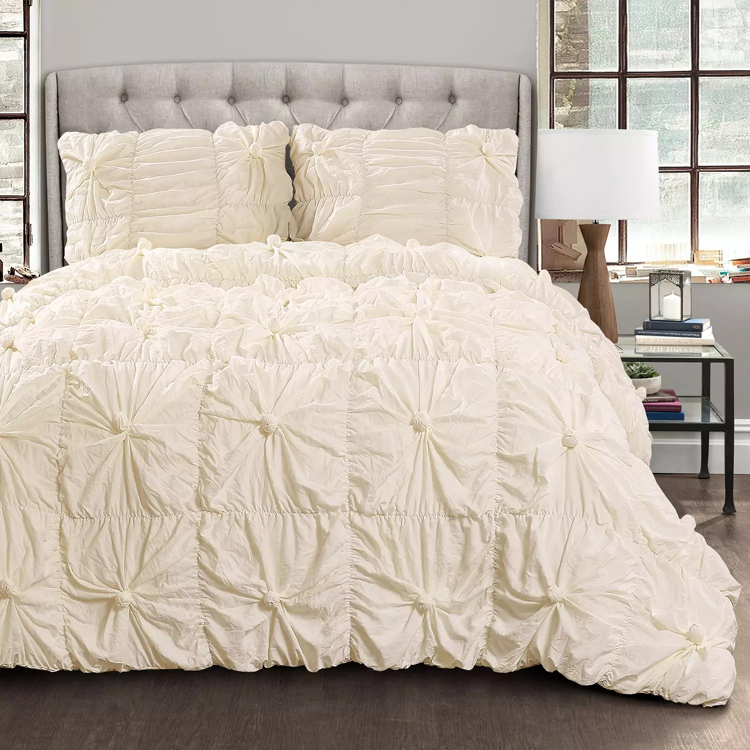 Colors outside the catalog Lush Decor Bella Comforter Set