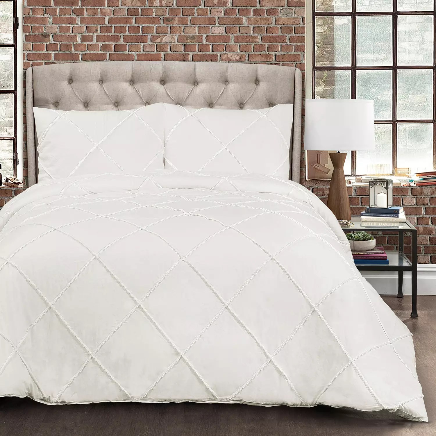 Wholesale top quality Lush Decor Diamond Pom Pom Comforter