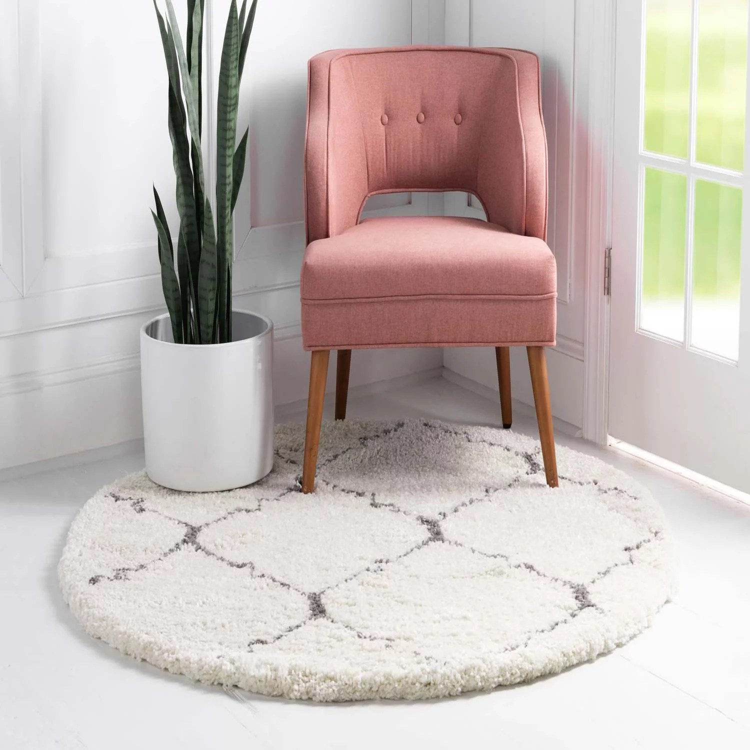 Unleash the Fluff The 45 Dreamiest Shaggy Rugs for Living Room!