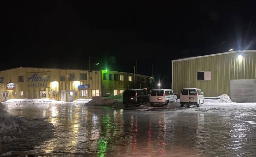 High winds cause Alaska Airlines jet to slide on icy Dillingham runway