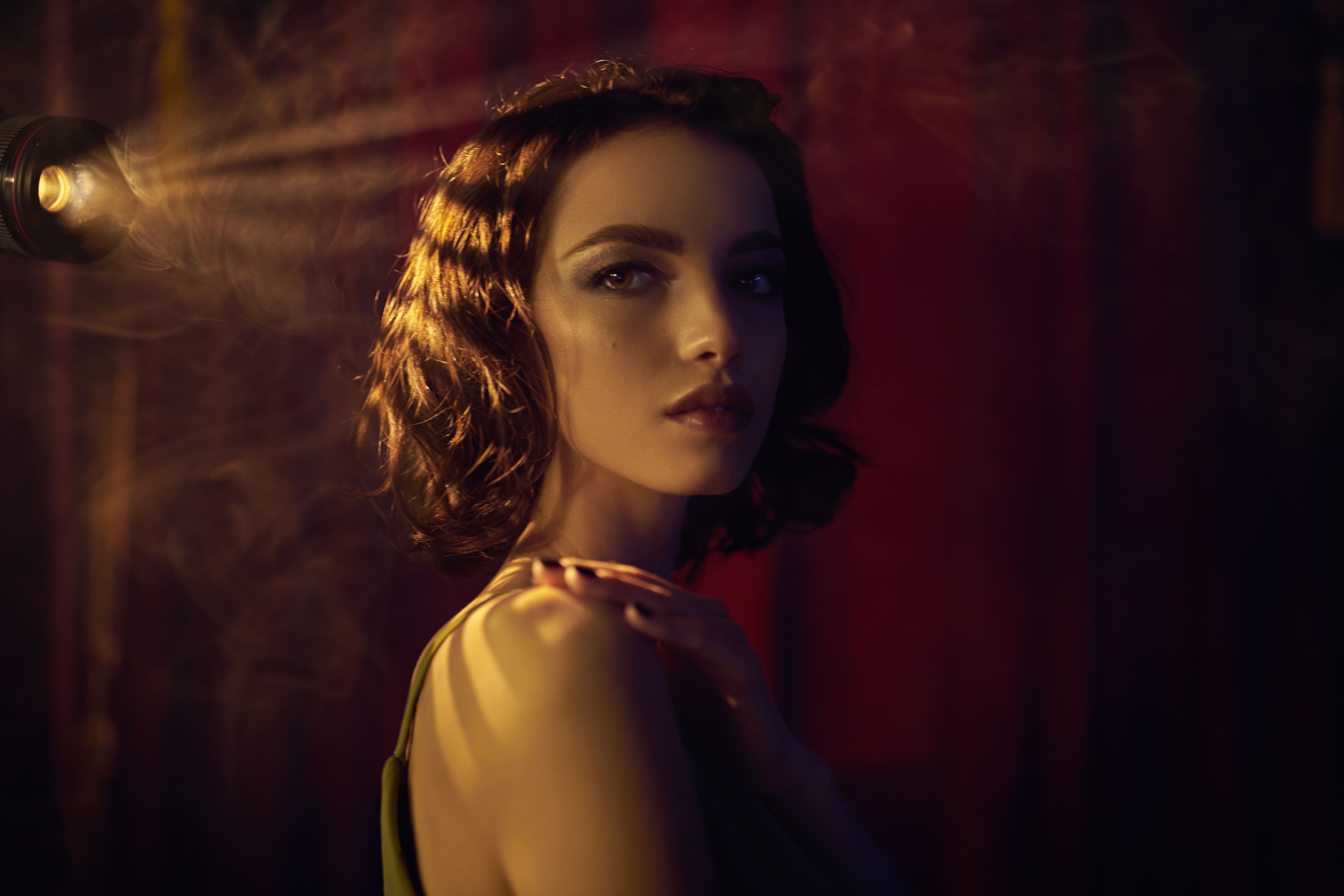 Learn How To Shoot Portraits With Dramatic Lighting