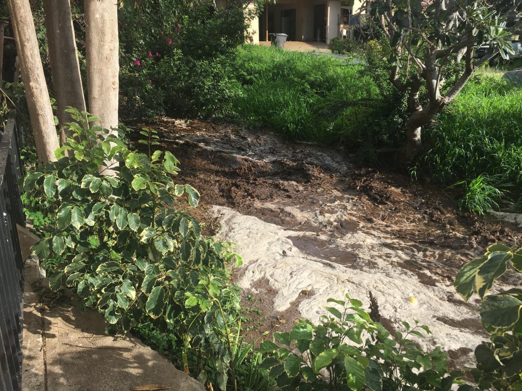 Maui Flood Warning Canceled; Flash Flooding Observed in Maui Meadows