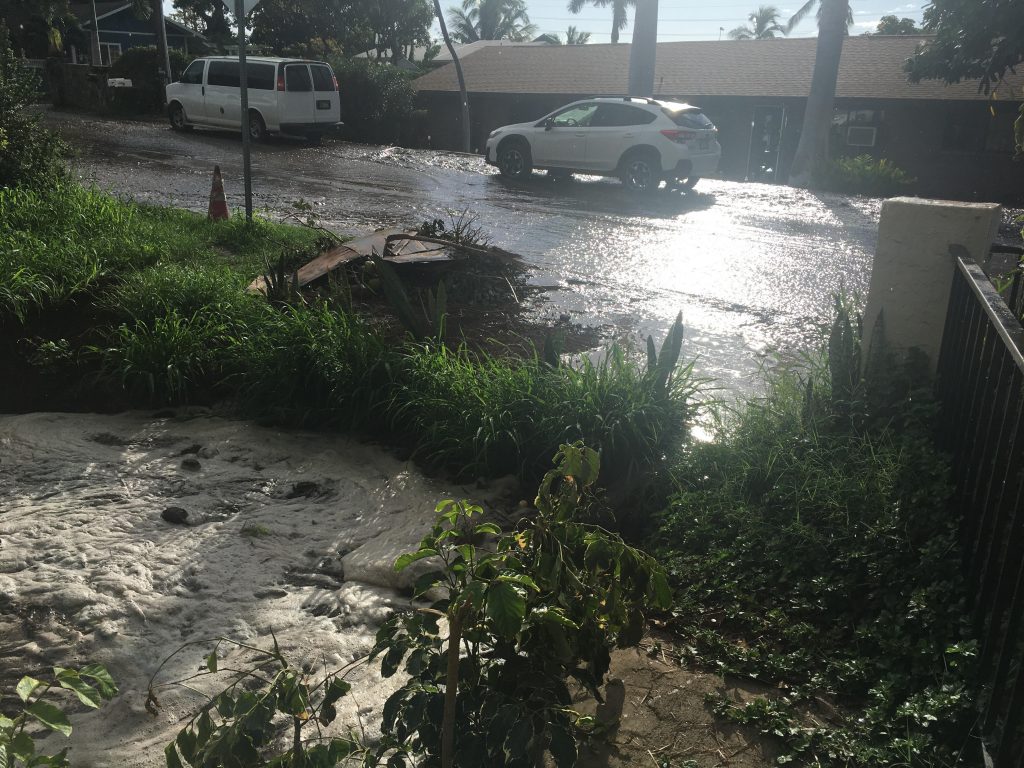 Maui Flood Warning Canceled; Flash Flooding Observed in Maui Meadows