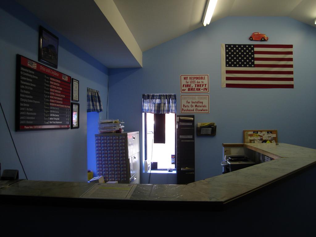 Dracut Auto Butler Incorporated Dracut MA 01826 9789572820