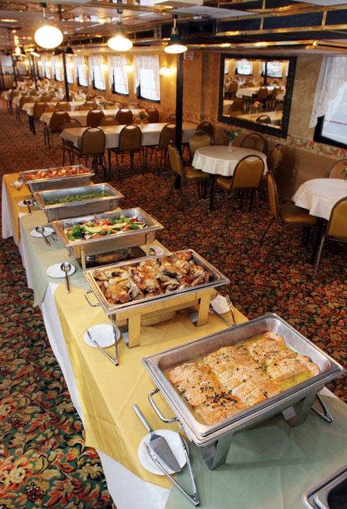 Dinner Cruise from Henrietta III Riverboat in Wilmington, NC 28401