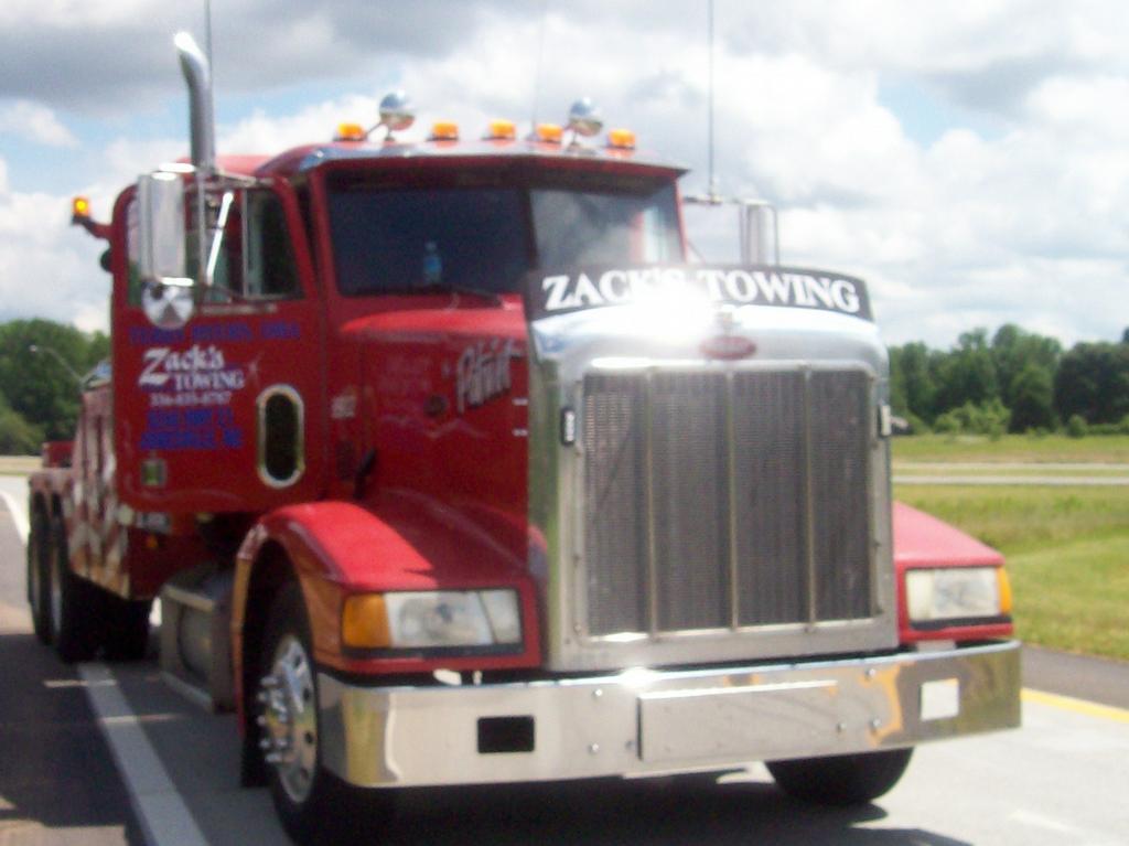 Zacks Towing and Auto Care Jonesville NC 28642 3368358787