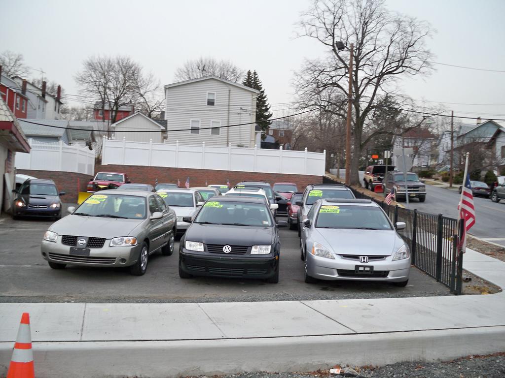 Pictures for Faraj Auto Trader Inc in Rutherford, NJ 07070