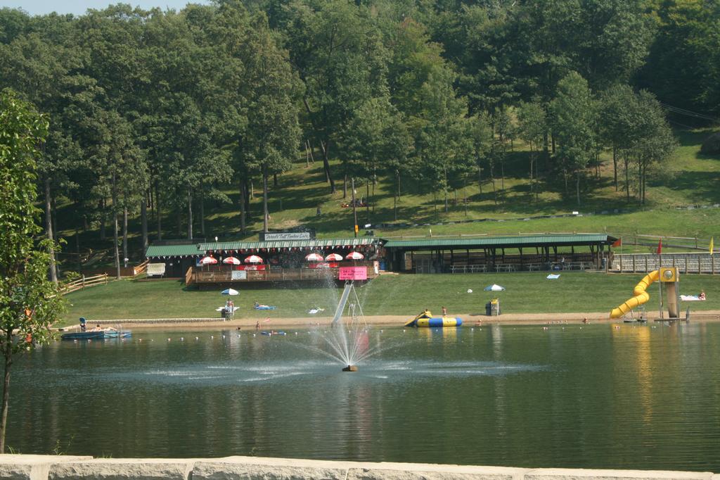 Wood's Tall Timber Lake Resort New Philadelphia OH 44663 3306024000