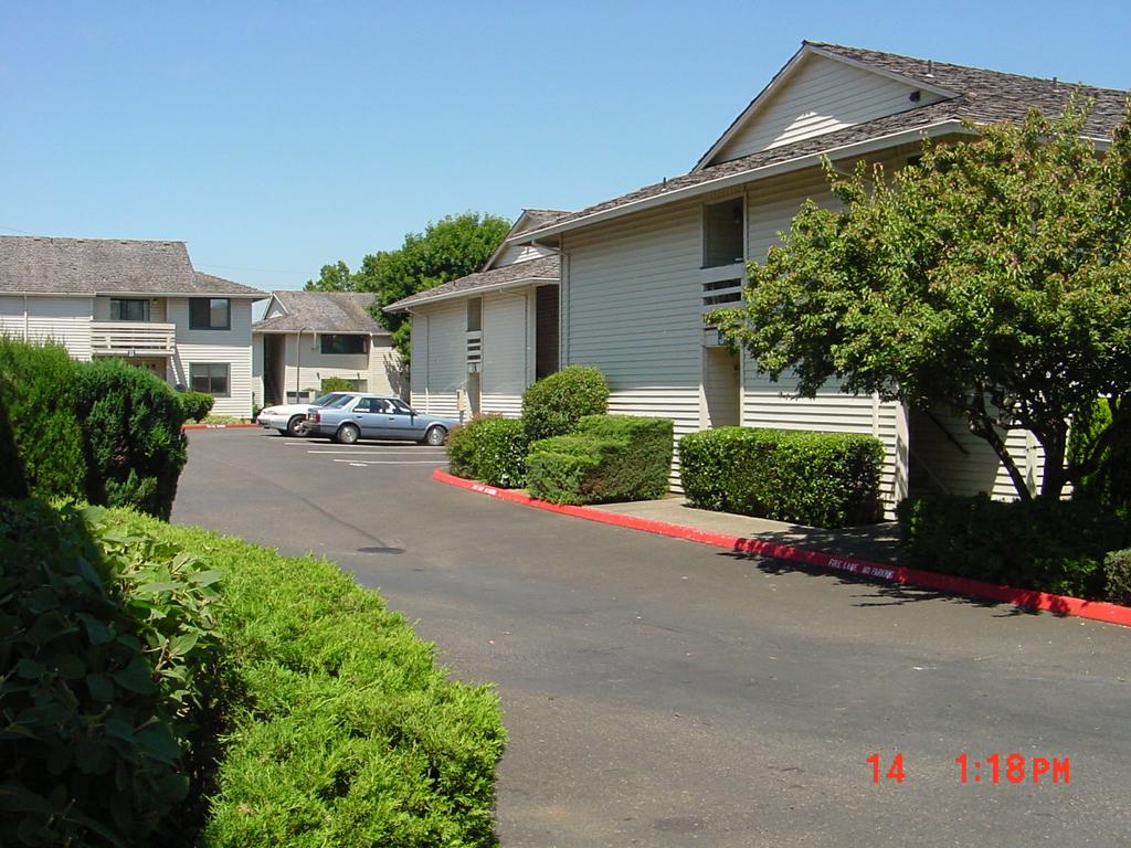 Halsey Station Apts Portland OR 97230 5032524889 Apartments