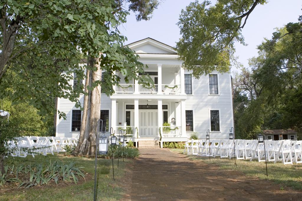 Pictures for Dewberry Plantation in Bullard, TX 75757