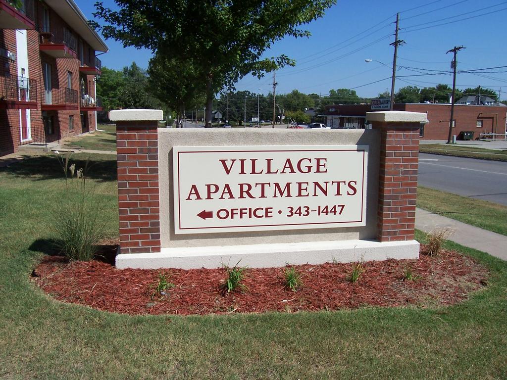 Village Apartments Emporia KS 66801 6203431447 Apartments