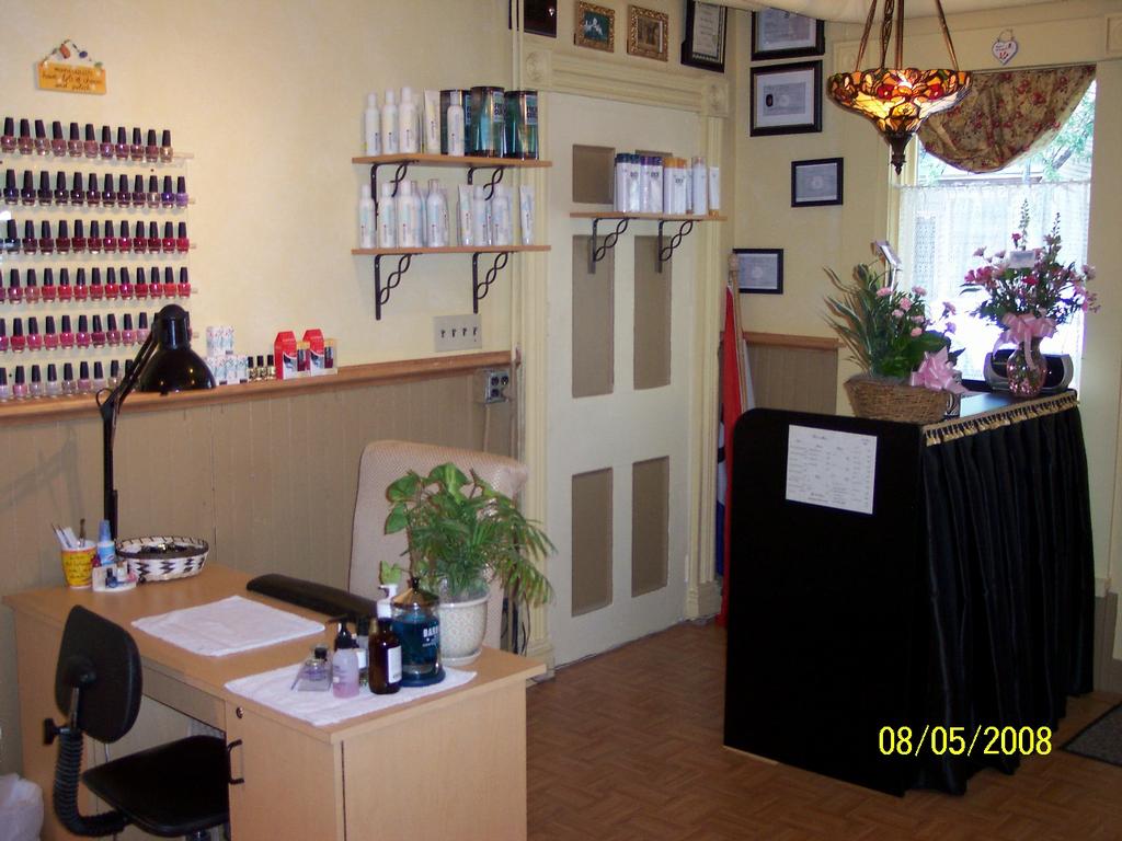 Hair Zone Valatie NY 12184 5187587800 Beauty Salons