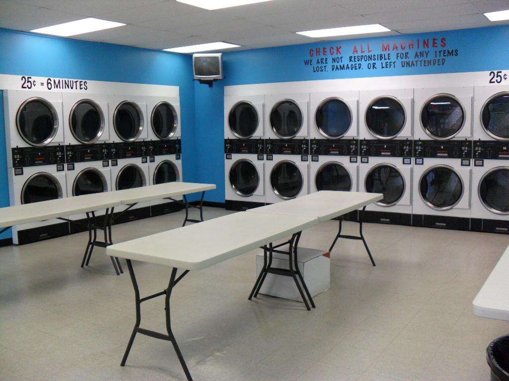 Coin Wash Laundry Lakewood OH 44107 2162269274 Laundromats