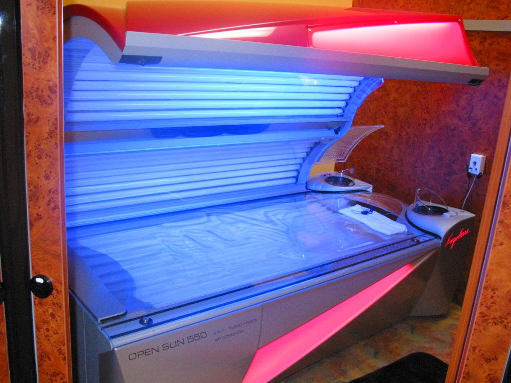 Pictures for Buck Naked Tan in Fayetteville, NC 28311 Tanning Salons