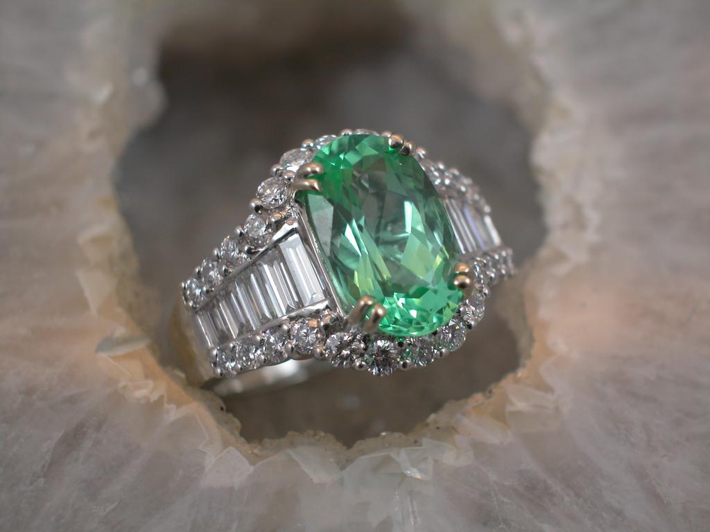 Chambers Jewelers & Gemologist Thomaston ME 04861 2073548500