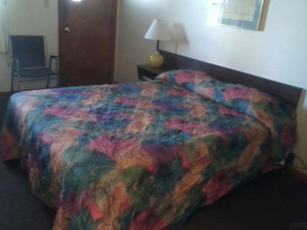 T P Motel Mandan ND 58554 7016636426 Hotels & Motels