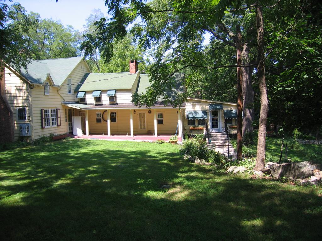 The Garrison House Historic Inn and Gift Shoppe Fort Montgomery NY 10922 8454462322