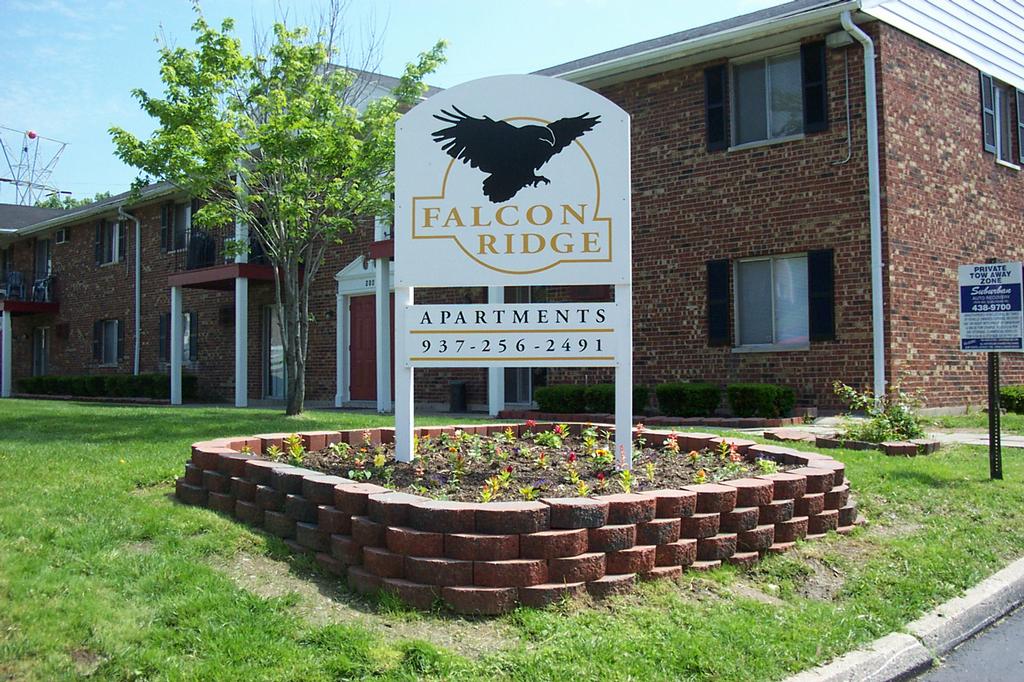 Falcon Ridge Apartments Dayton OH 45403 9372562941 Apartments