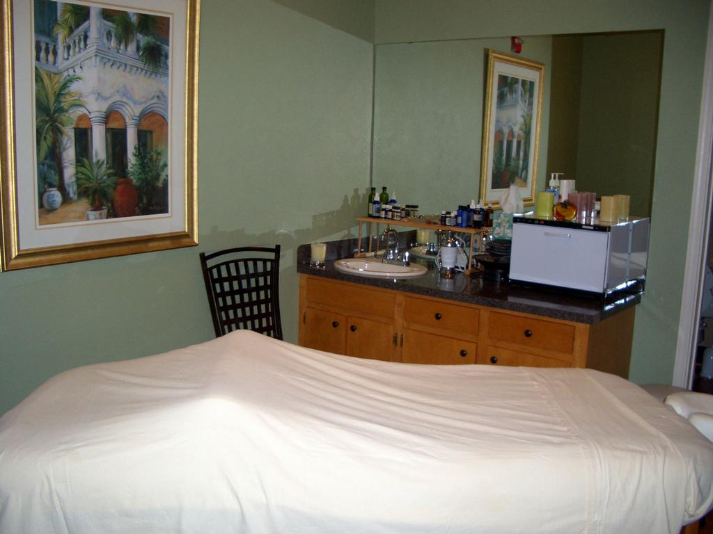 Pictures for Hey Beautiful Day Spa and Salon in Bossier City, LA 71111