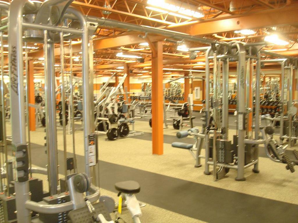 24 Hour Fitness Hasbrouck Heights FitnessRetro