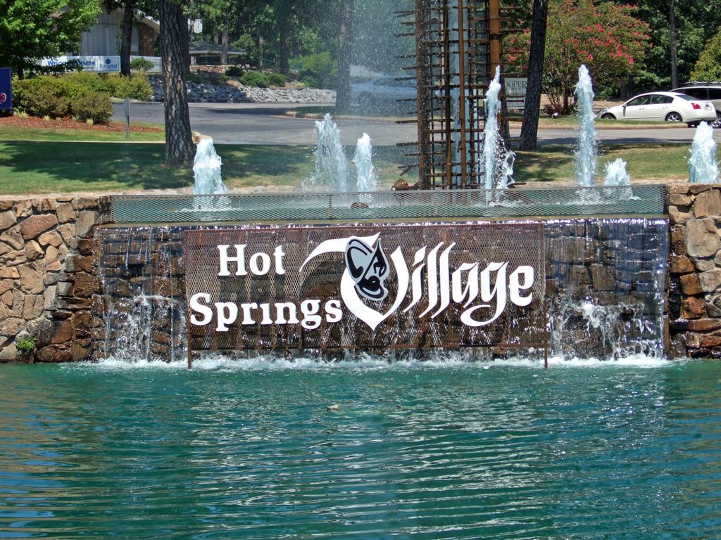 REMAX of Hot Springs Village Hot Springs Village AR 71909 8888289478