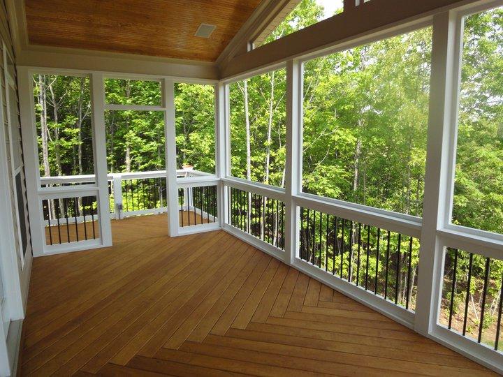 Raleigh Screen Porch from Raleigh Sunrooms Three (3) Season Rooms