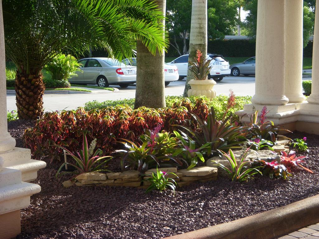 Signature Bros Landscaping, Lawn Maintenance and Irrigation Boca