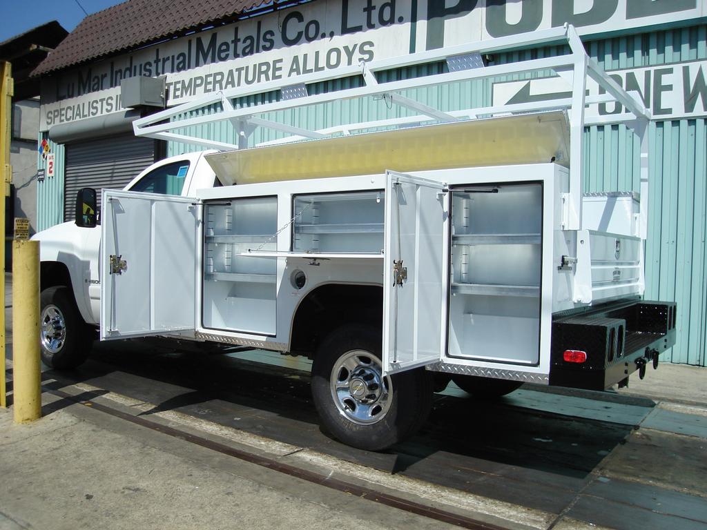 MARTIN TRUCK BODY Compton CA 90222 3106325978