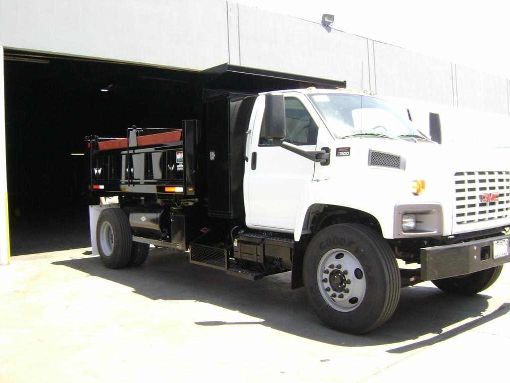 MARTIN TRUCK BODY Compton CA 90222 3106325978