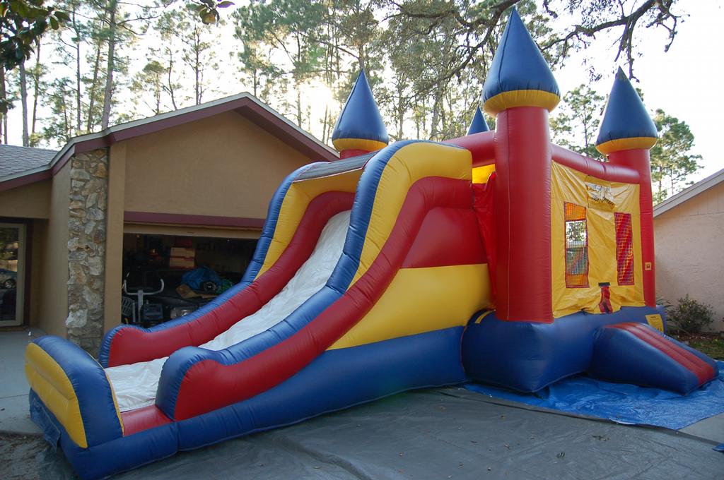 LEAPS OF FUN (bounce house waterslides) PARTY RENTALS Sanford FL 32773 4075741133