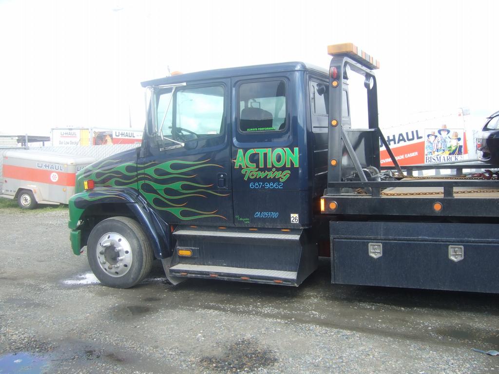 ACTION TOWING & RECOVERY Corcoran CA 93212 5599922222