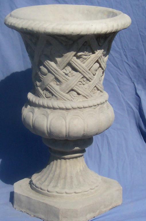 Pictures for Matthews Concrete Statuary in Bonnieville, KY 42713