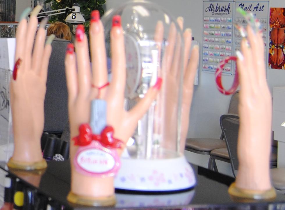 City Hollywood Nails Louisville KY 40243 5022542548