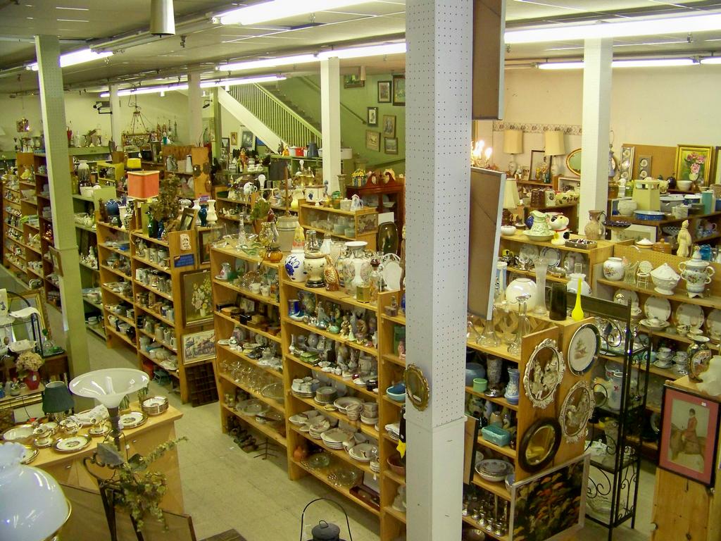 Thomasville Antique Mall & Gift Shop - Thomasville GA 31792 | 229-225-9231