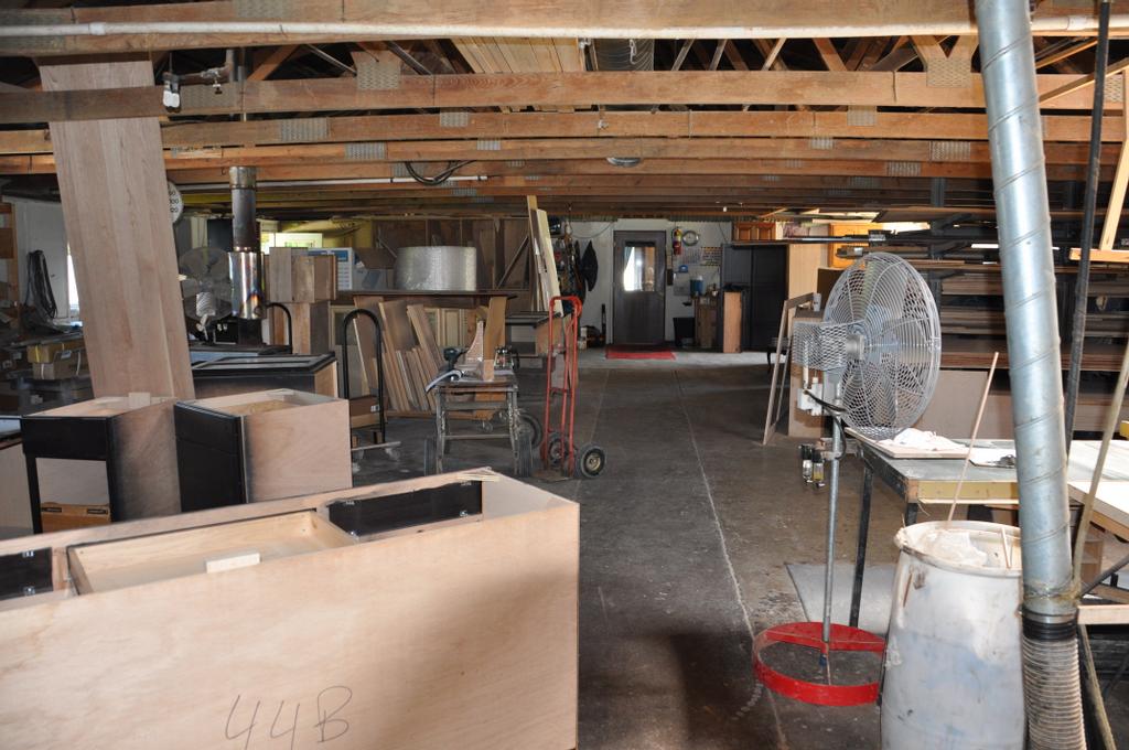 Plank & Sons Woodworking Arthur IL 61911 2172683790 Carpenters