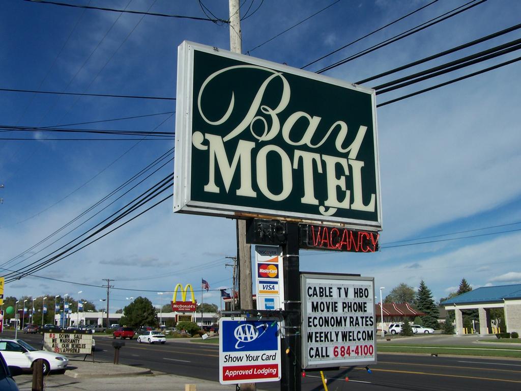 Bay Motel Bay City MI 48706 9896844100 Hotels & Motels