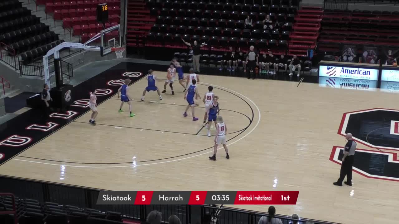 Boys Basketball Harrah vs Skiatook Basketball hroach