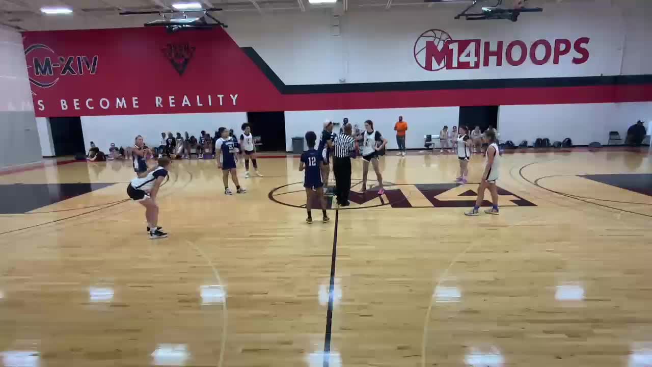 Midwest Spring Showcase Basketball AvaMelendez2360