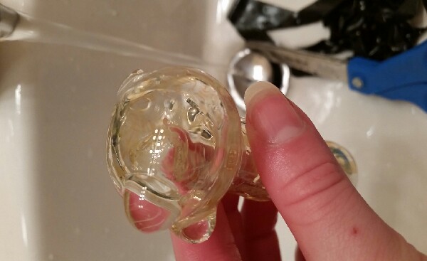HOW TO CLEAN RESIN OUT OF MARIJUANA GLASS PIPE no boiling, no odor