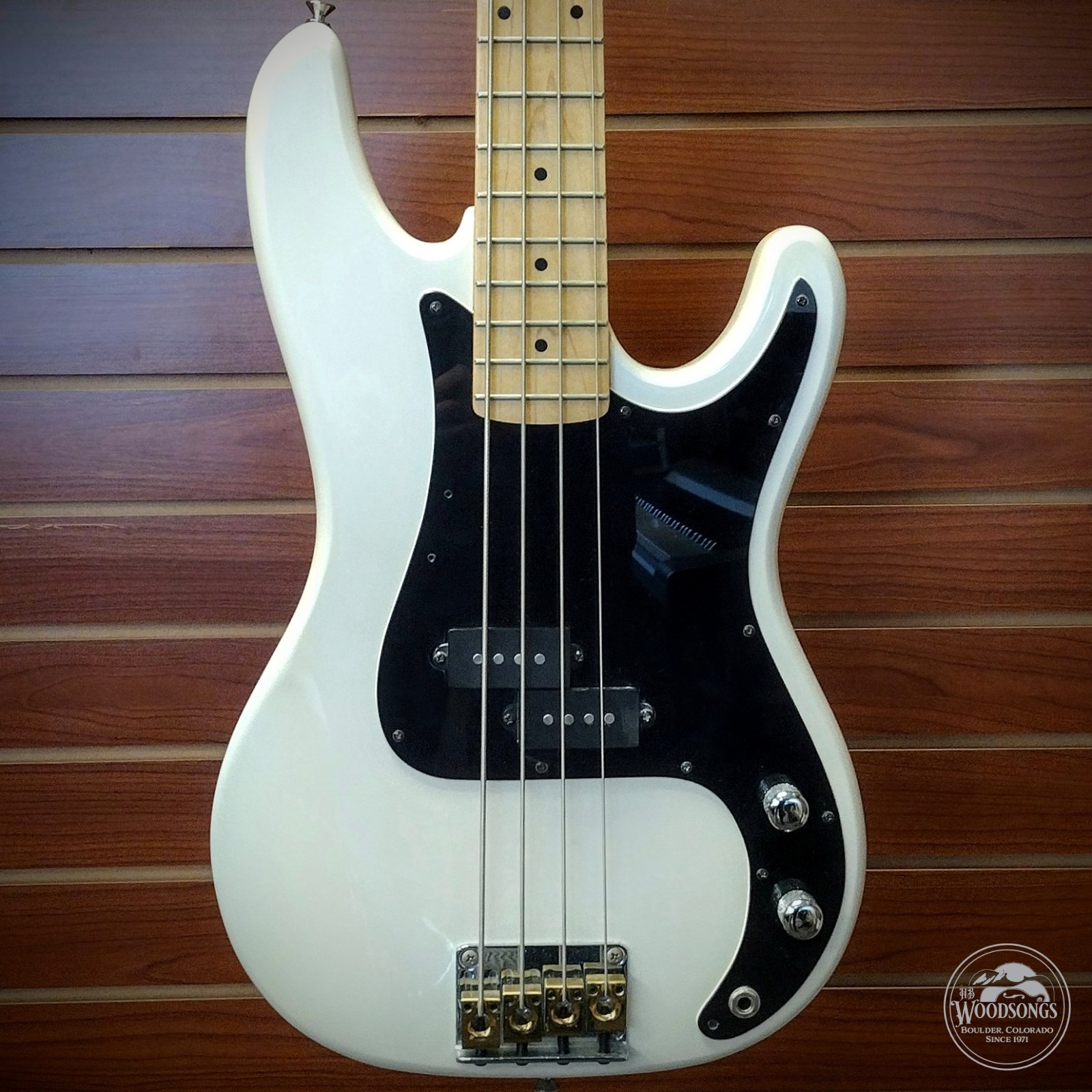 USED Epiphone AccuBass (1993) w/Crate BX15 Amp