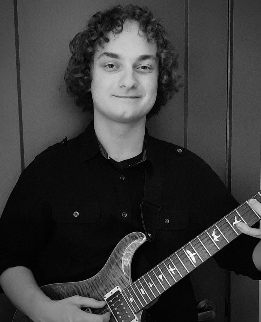 Lessons Drum & Strum Music Center 102 Main St Warrenton, Virginia 20186