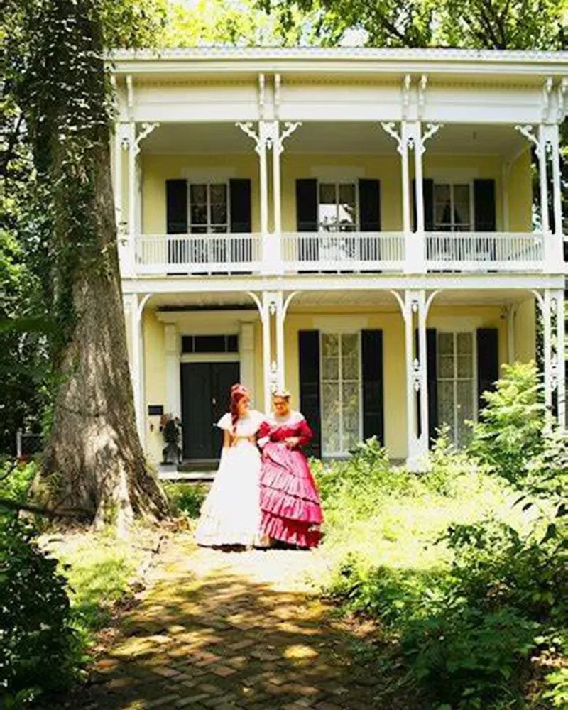 Things To Do In Vicksburg MS The Inn at Cedar Grove Mansion