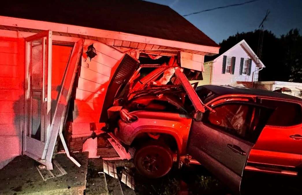 OPP investigating after a car hit a house in Ruthven