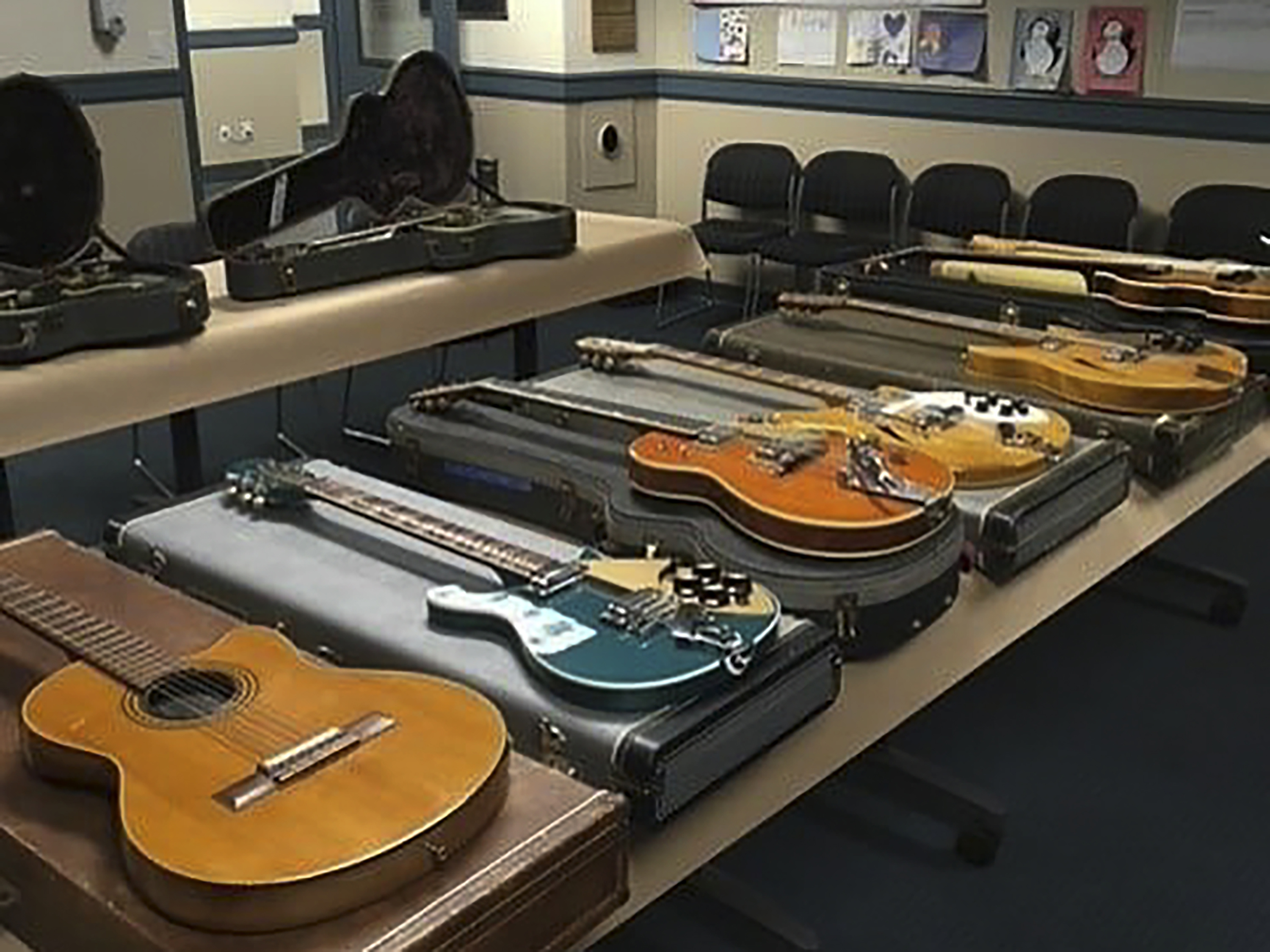 Police Recover 9 Stolen Vintage Guitars in Santa Cruz - Vimarsana News