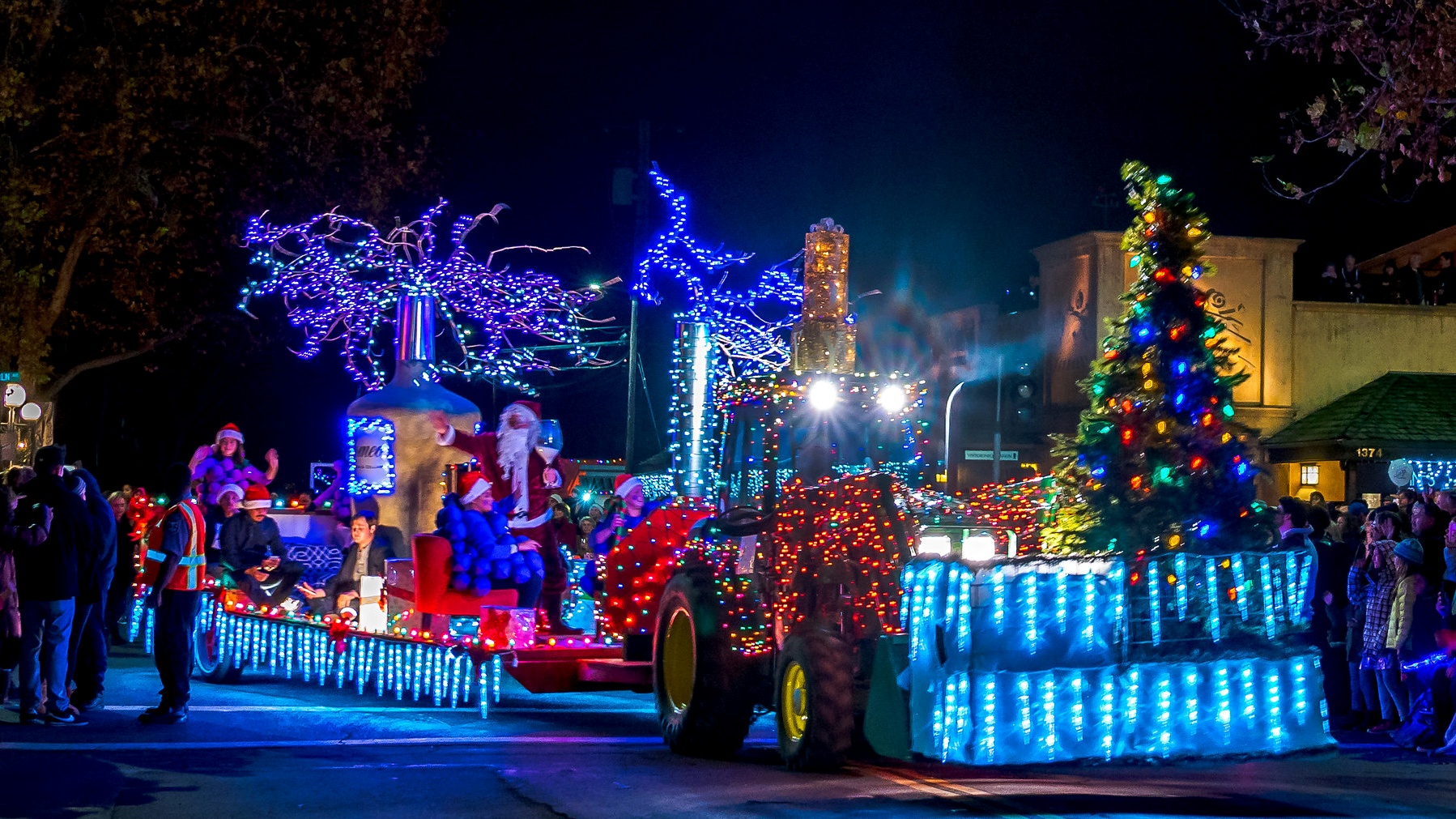 Twinkle Twinkle, Big Tractor A Calistoga Tradition Rolls On NBC Bay Area