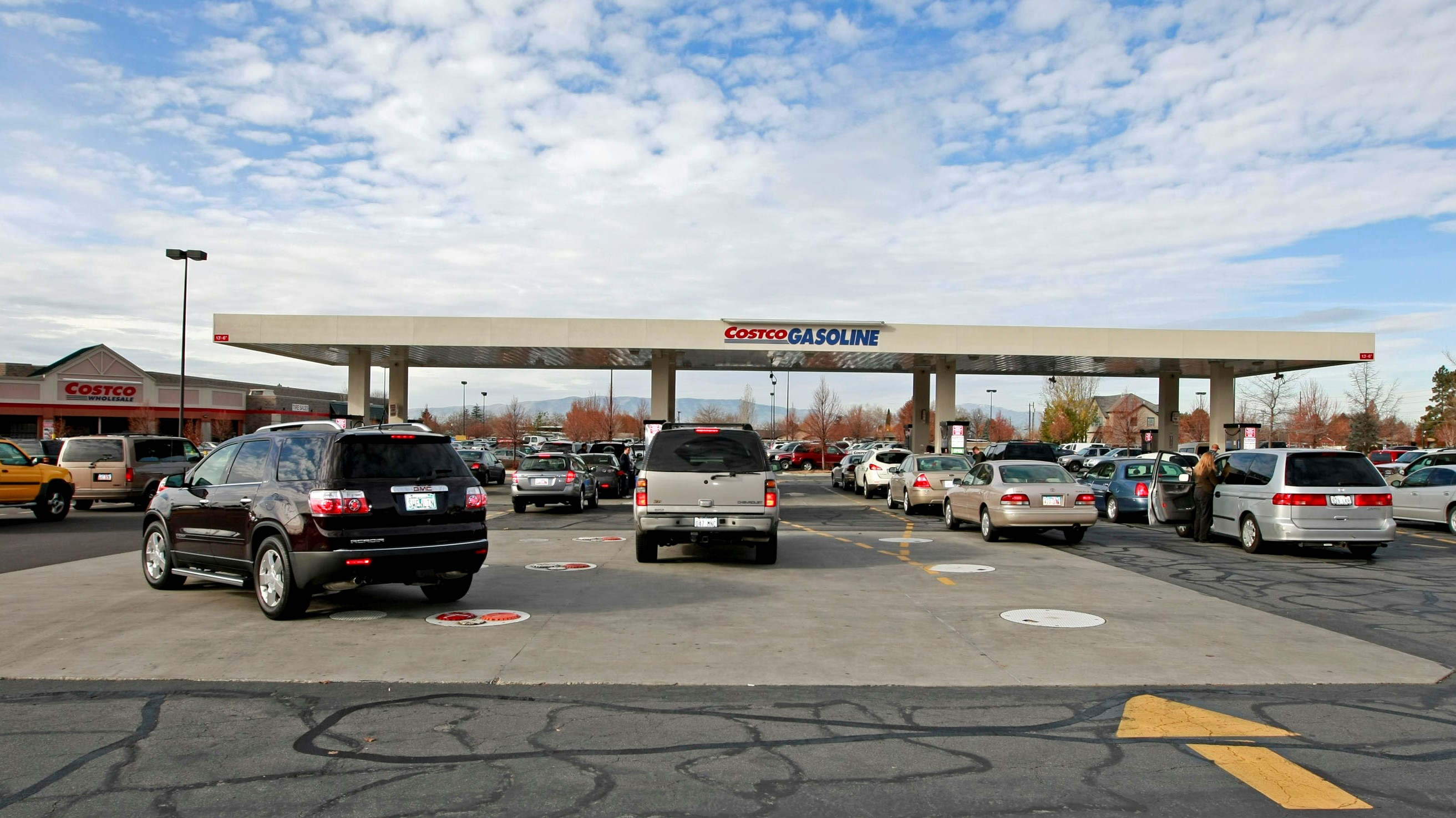 Costco to Extend Gas Station Hours Nationwide